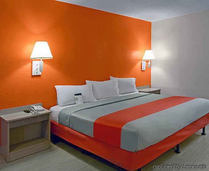 Motel 6-Burlington, On - Toronto West - Oakville Exterior foto